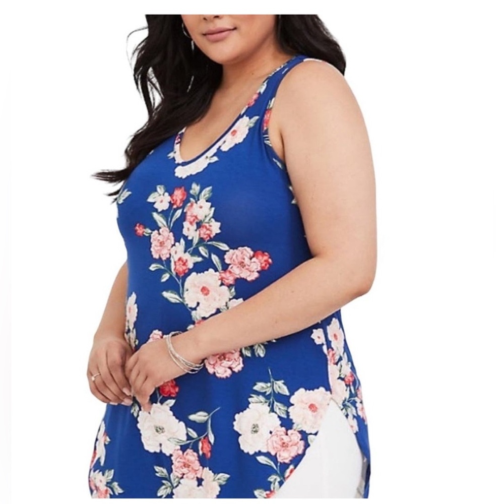 Torrid Super Soft Knits Blue Floral V-neck Longline Tank Top Women's Size 2